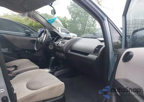 2007 Honda Fit из США, поврежденный, VIN JHMGD384X7S044600